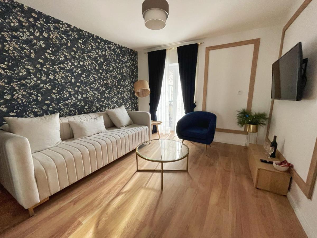 Lungomare Apartments Petrovac Kültér fotó